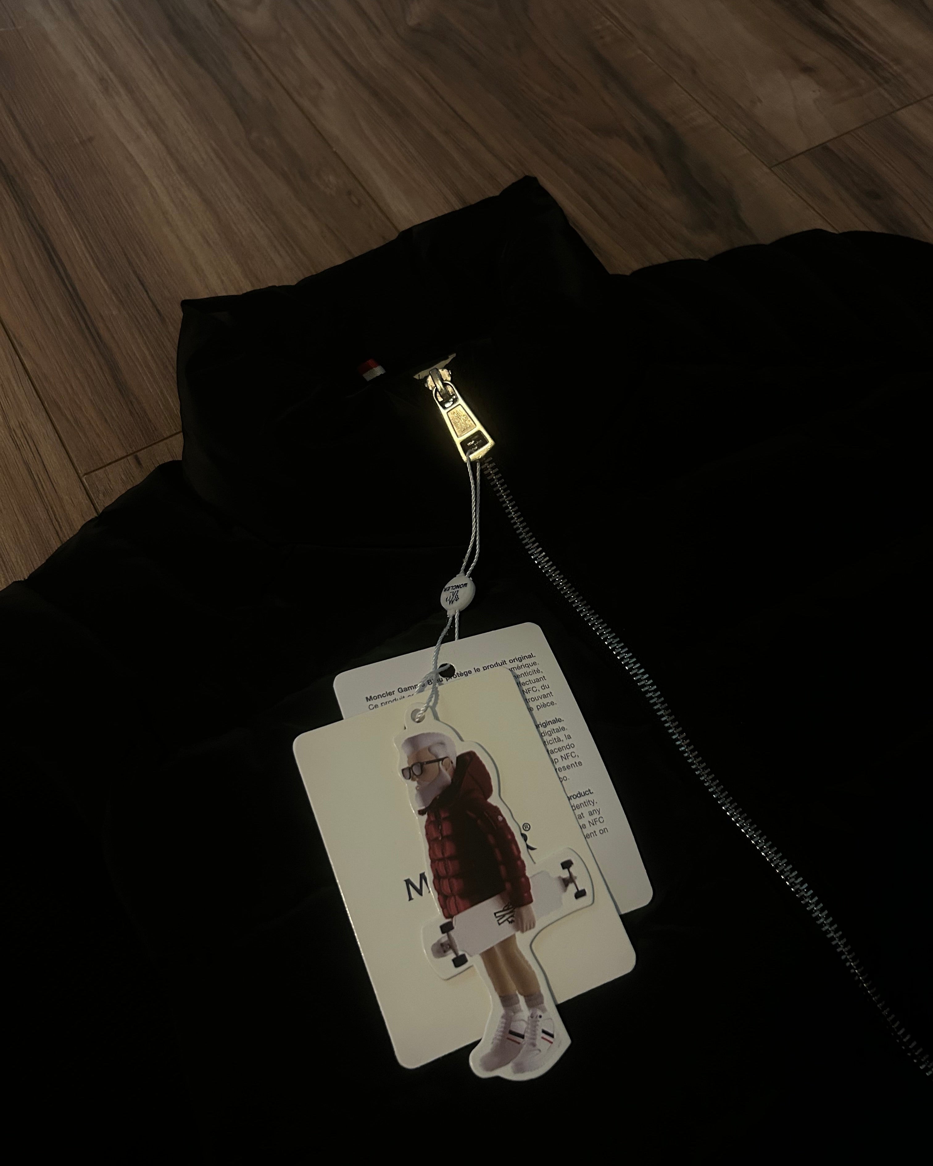 Moncler guardian
