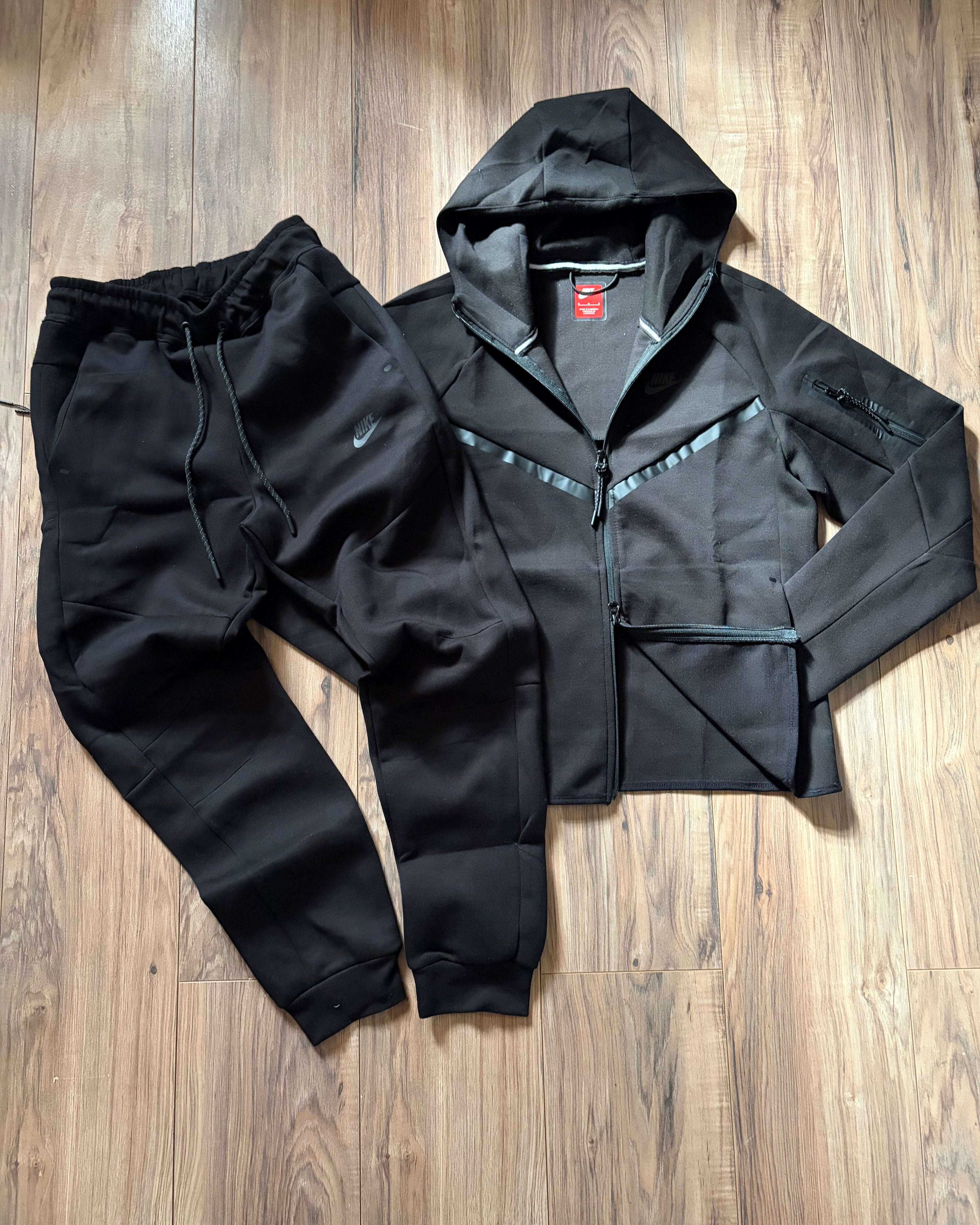 Nike Tech Fleece komplet